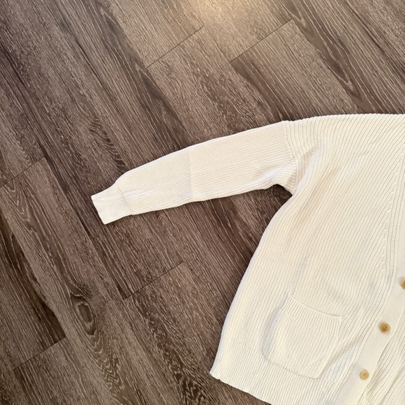 J. Crew Cotton Cashmere V Neck Oversized Cream Cardigan - Picture 8 of 9